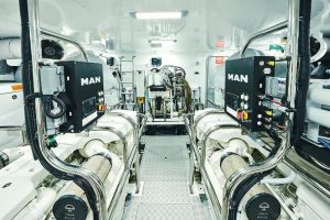 Inside an engine room - David Nautic